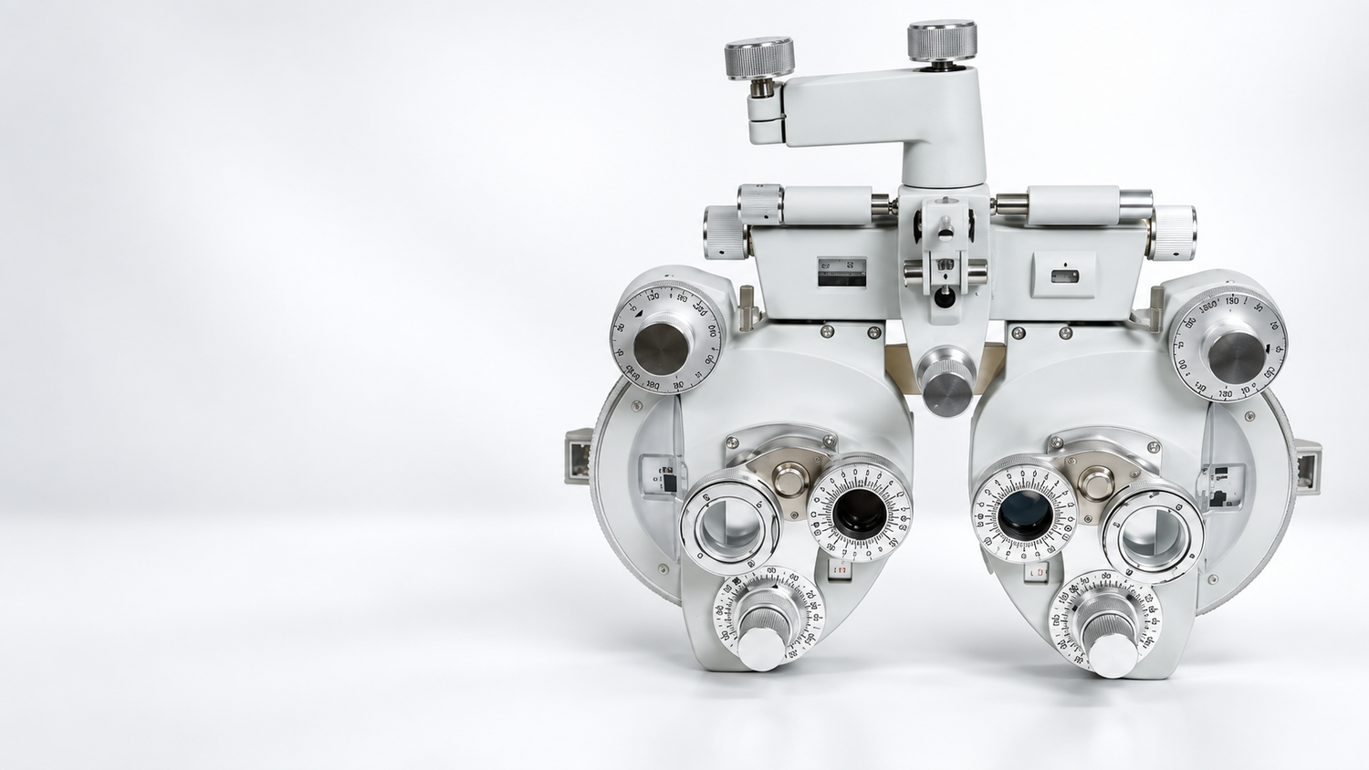 Linear VT-8 Phoropter