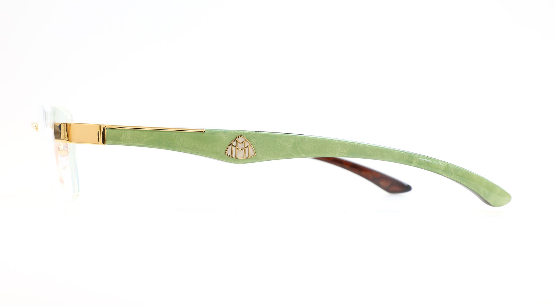 THE ARTIST III - Green Pear Madrone